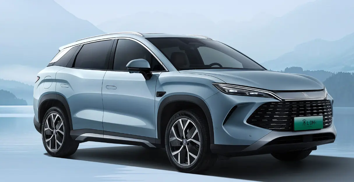 Protective measures for batteries in new energy vehicles